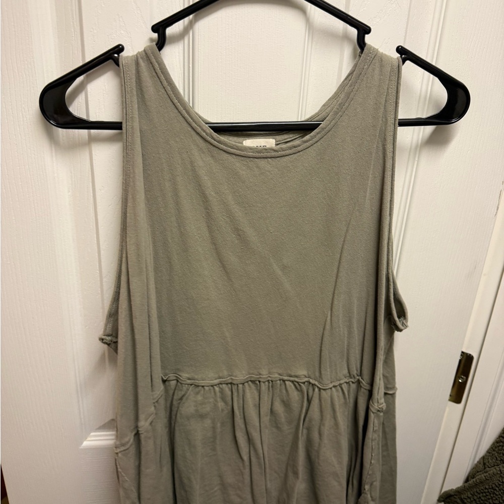 BKE Women's Sleeveless Tank Top in Gray
